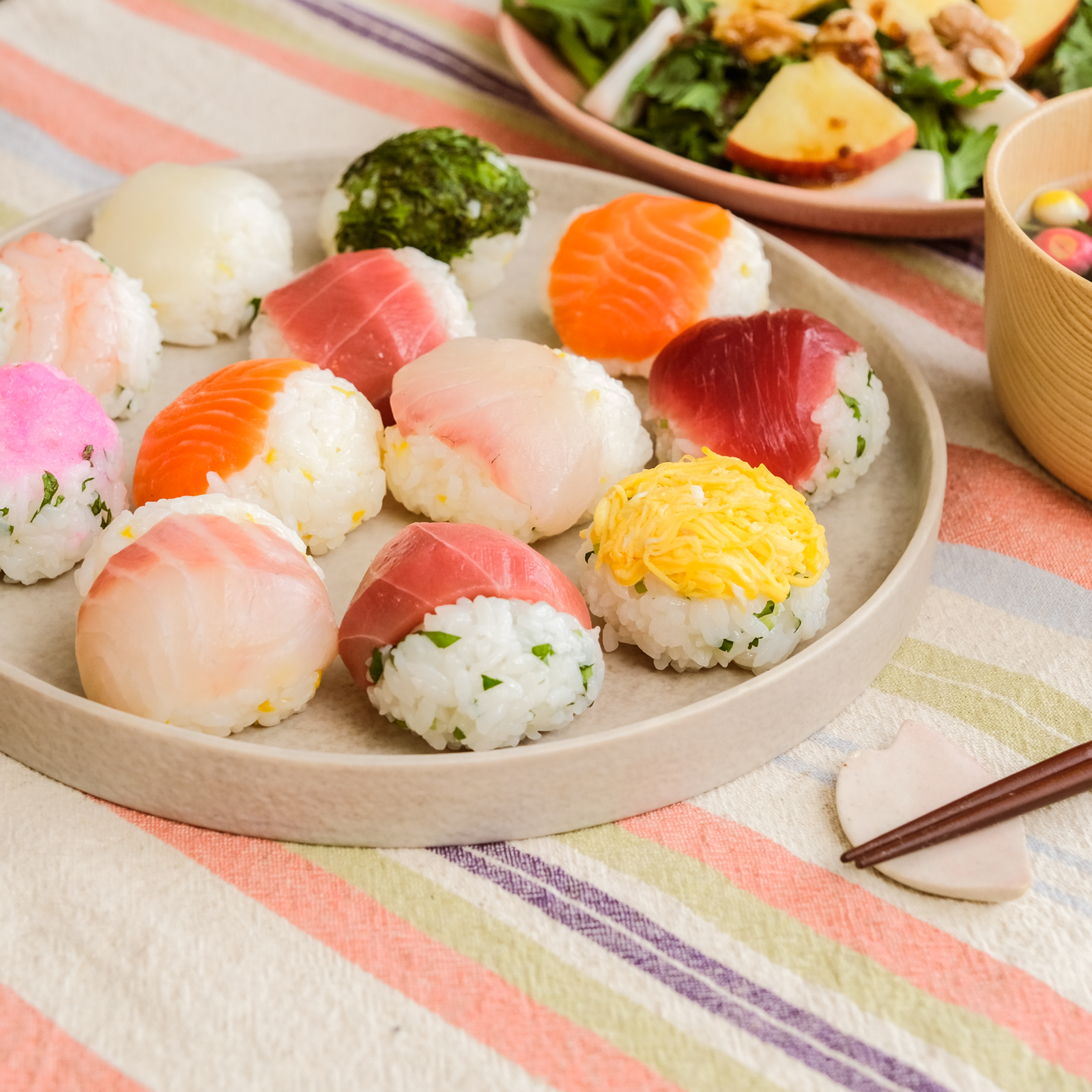 かんたん映える！4種の海鮮てまり寿司