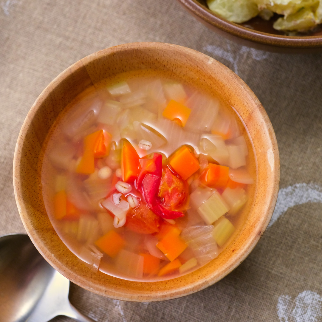 ローズマリー香る野菜スープ